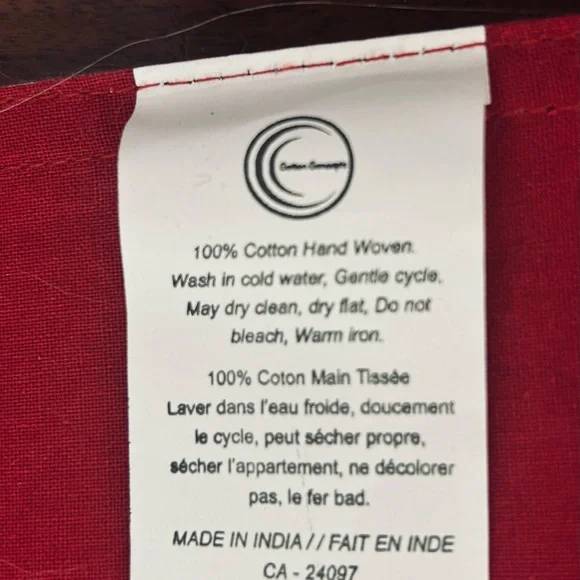 Floral Patterned Table Runner - Picture 3 of 6